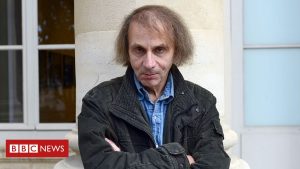 Michel Houellebecq: un écrivain controversé remporte la Légion d'honneur
