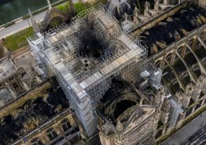 Les cloches des cathédrales françaises rendent hommage à Notre Dame - WellandTribune.ca
