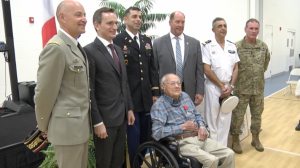 Le consulat de France rend hommage à un ancien combattant de la Seconde Guerre mondiale à Alachua