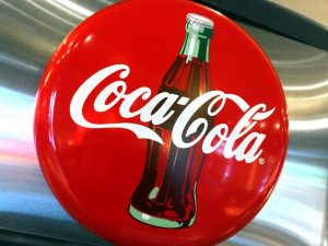 Coca-Cola a dépensé 8 millions d'euros pour influencer la recherche en France: rapport