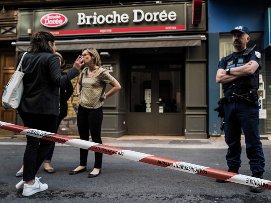 Les EAU condamnent l'explosion à Lyon, en France
