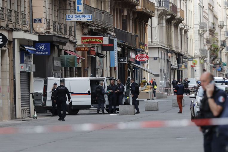 Un suspect français soupçonné d'avoir commis un colis piégé a prêté allégeance à ISIS: Source, Nouvelles de l'Europe & meilleures histoires