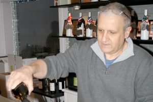 Établissement vinicole de Summerland remporte l'or en France - Kelowna Capital News