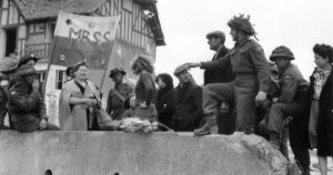 «Nous avons dansé dans les rues avec les soldats»: des civils français se souviennent des joies et des horreurs du jour J - National