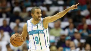 Le héros français du basketball Tony Parker prend sa retraite | Nouvelles | DW