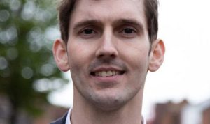 France news: Un travailleur humanitaire menacé de prison par une bagarre avec la police de Calais à la suite d'une incarcération pour un camp de migrants | Monde | Nouvelles