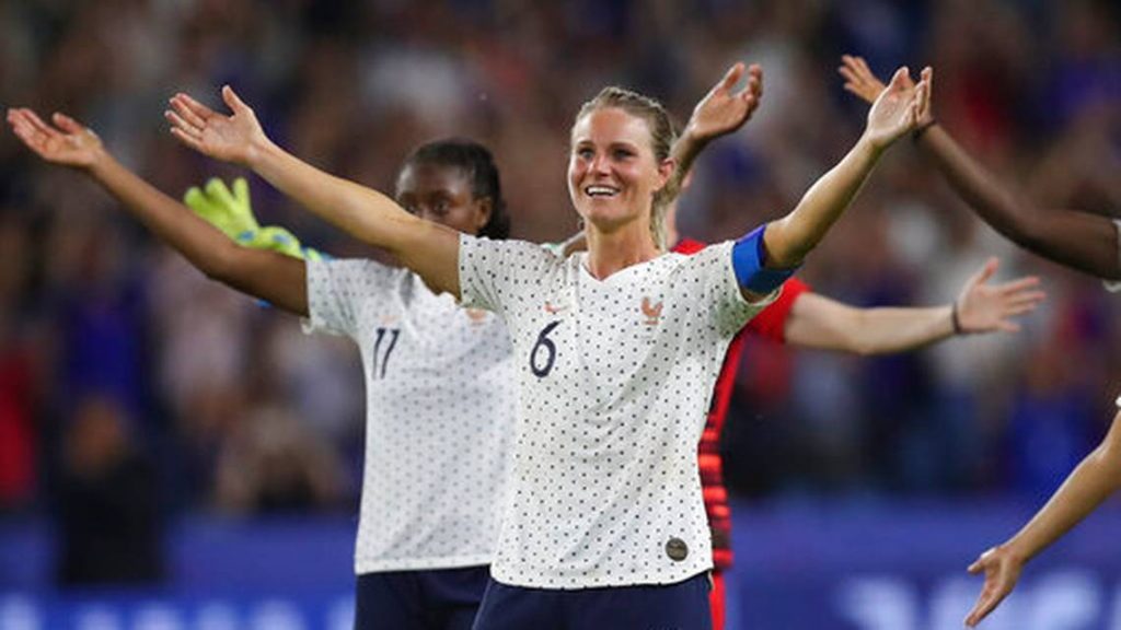 France's Amandine Henry celebrates at the end of the Women's World Cup round of 16 soccer match between France and Brazil at the Oceane stadium in Le Havre, France, Sunday, June 23, 2019. France beat Brazil 2-1.