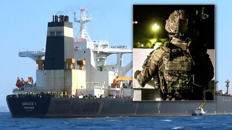Le navire a été abordé par les Royal Marines et les autorités de Gibraltar