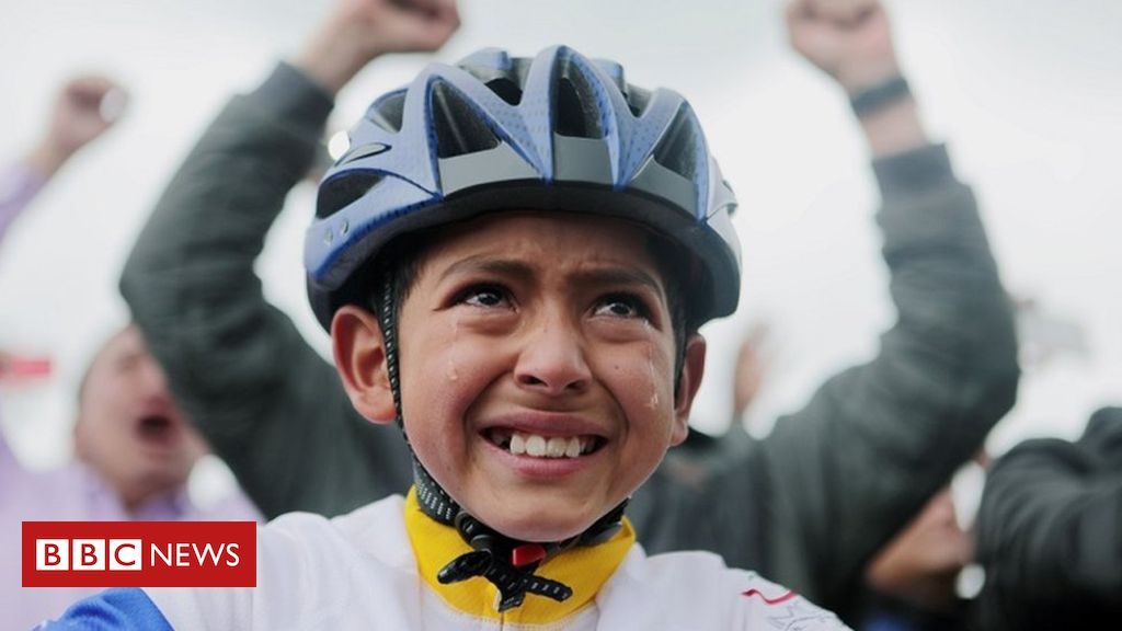 Tour de France: des milliers de colombiens célèbrent la victoire de Bernal
