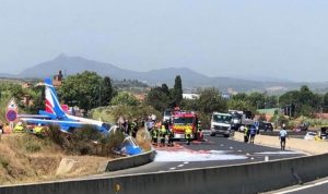 Accident d'avion en France: un avion de combat militaire s'écrase sur une route près de l'aéroport | Monde | Nouvelles