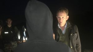 ITV News rejoint la patrouille française à la recherche d'un groupe caché de migrants désireux de traverser la Manche