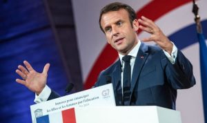La France exige que toutes les salles de classe arborent le drapeau de l'UE pour enseigner aux enfants les «valeurs de la nation» | Monde | Nouvelles