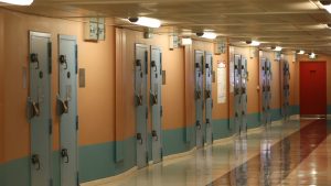 La règle de droit est devenue folle? Un tribunal français accorde une indemnité de 500 € au terroriste parisien - RT World News