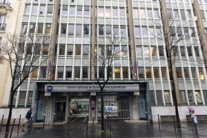 Une nouvelle loi suscite des discussions sur l'orientation future du financement de la recherche française | Nouvelles